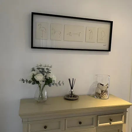 Blue Moon, The Bay, 2 Bedrooms With Ensuites, Parking For 2 Cars, 2 Dogs Welcome