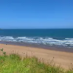 Сasa de vacaciones Blue Moon, The Bay, 2 Bedrooms With Ensuites, Parking For 2 Cars, 2 Dogs Welcome Filey
